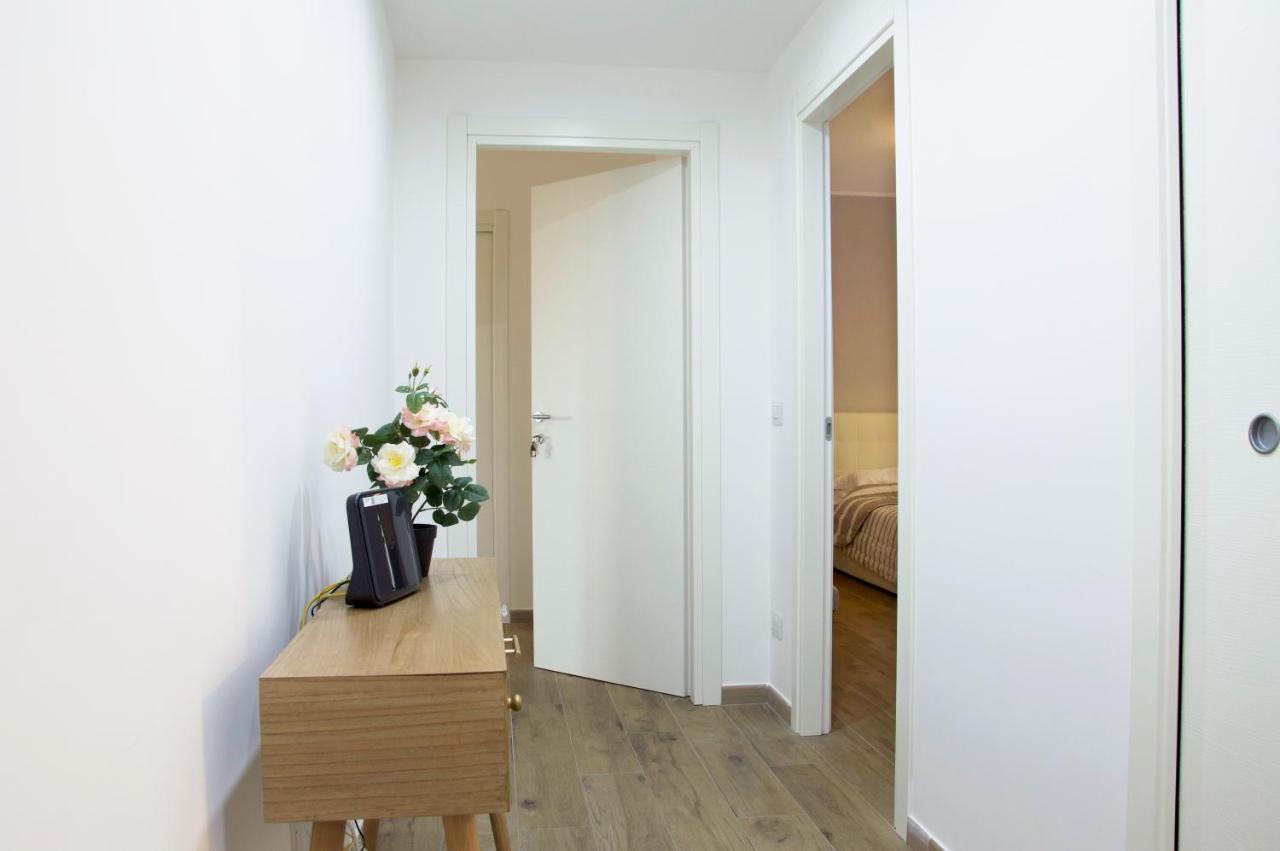 Minerva Rooms Pavia Exterior photo